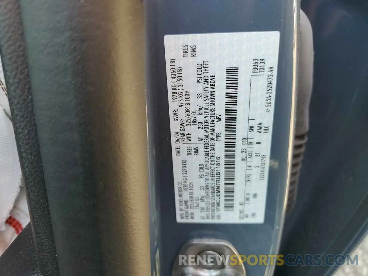 13 fotografías del automóvil dañado 1FMCU0MN7RUB11816 FORD ESCAPE ST 2024