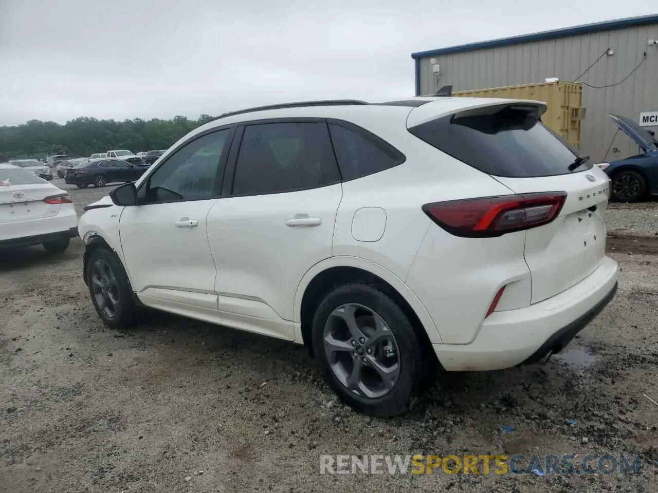 2 fotografías del automóvil dañado 1FMCU0MZ8RUA25112 FORD ESCAPE ST 2024