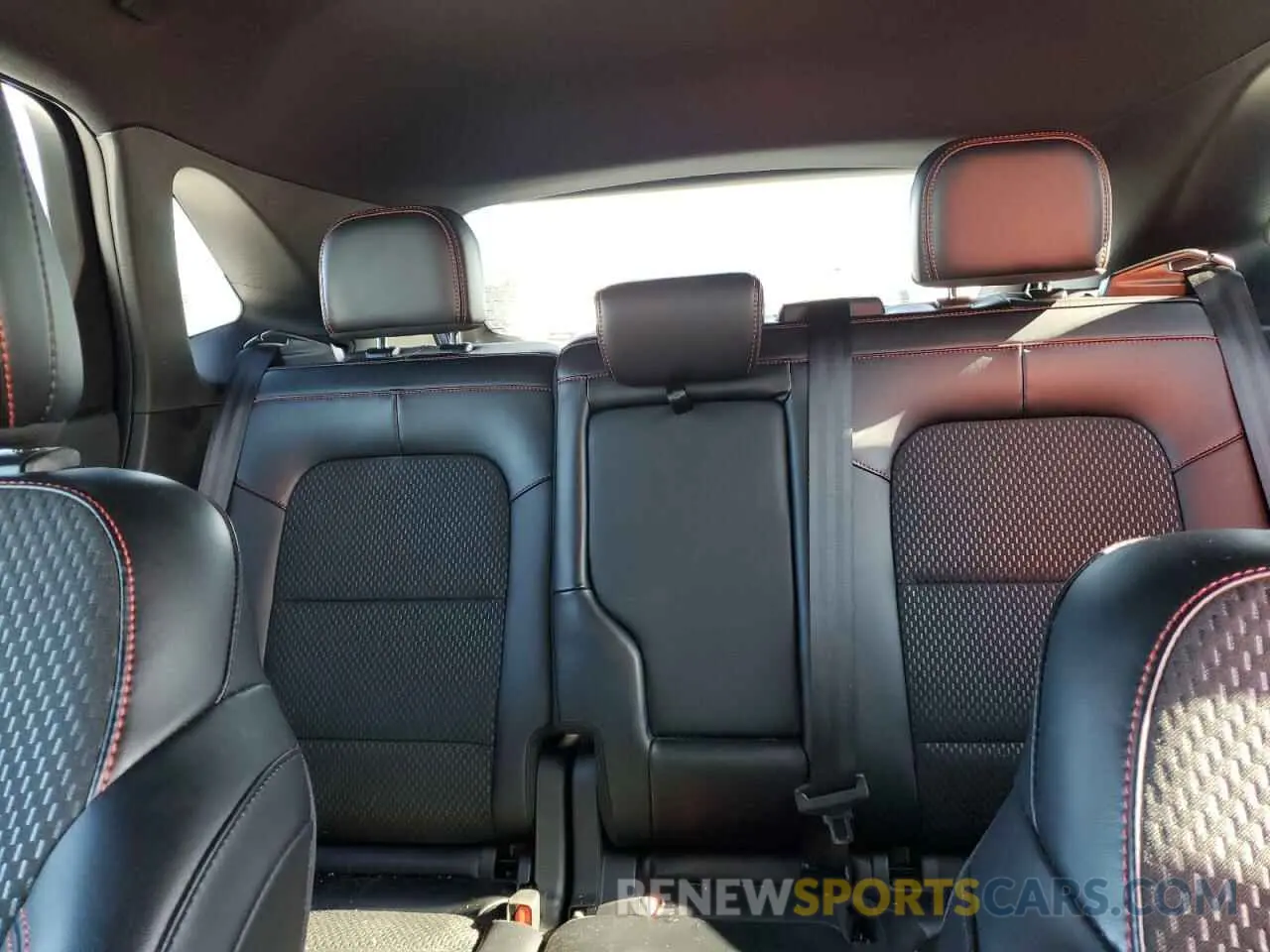 10 fotografías del automóvil dañado 1FMCU9MN4RUB53719 FORD ESCAPE ST 2024