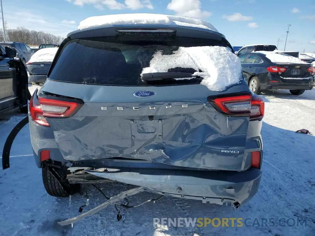 6 fotografías del automóvil dañado 1FMCU9MN4RUB53719 FORD ESCAPE ST 2024