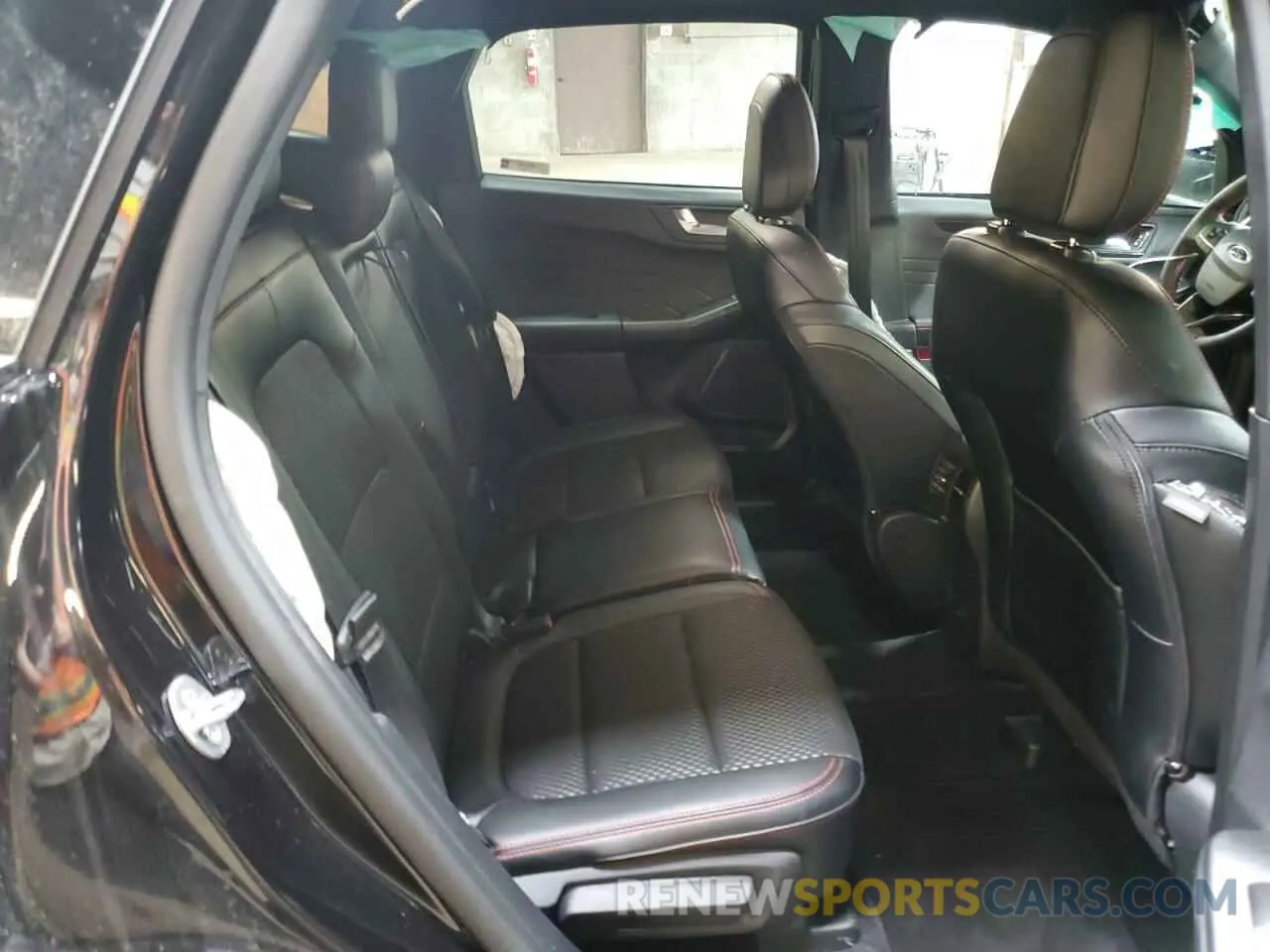 11 fotografías del automóvil dañado 1FMCU9MN7RUB54346 FORD ESCAPE ST 2024