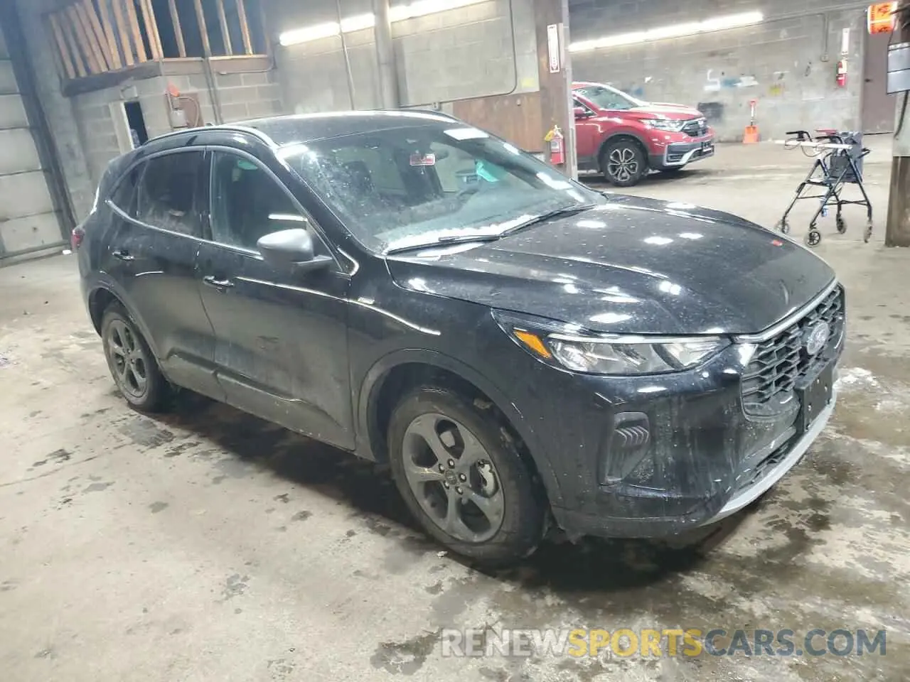 4 fotografías del automóvil dañado 1FMCU9MN7RUB54346 FORD ESCAPE ST 2024