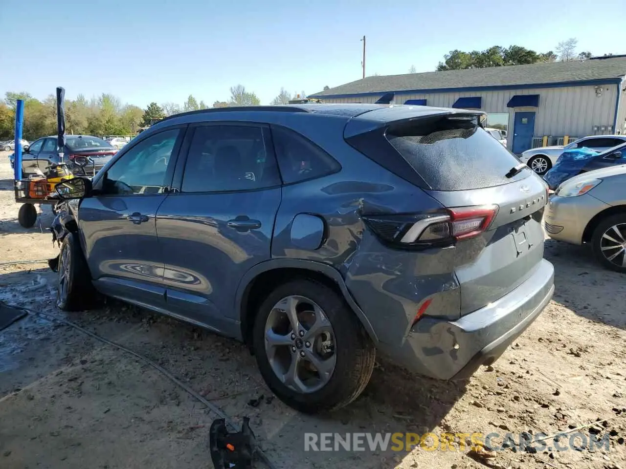 2 fotografías del automóvil dañado 1FMCU9MN8RUA56586 FORD ESCAPE ST 2024