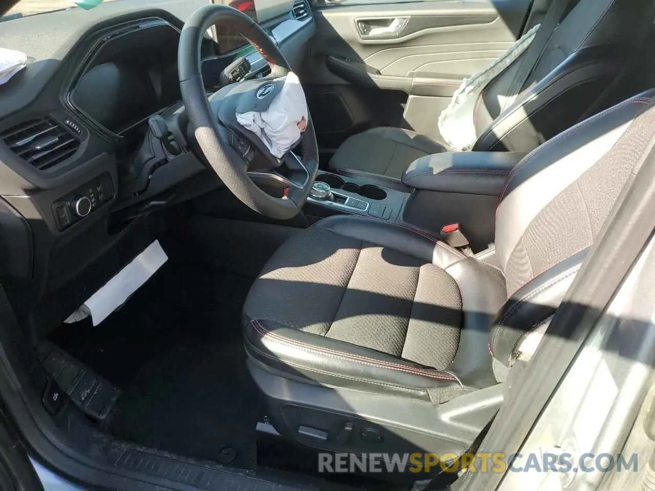 7 fotografías del automóvil dañado 1FMCU9MN9RUA23676 FORD ESCAPE ST 2024