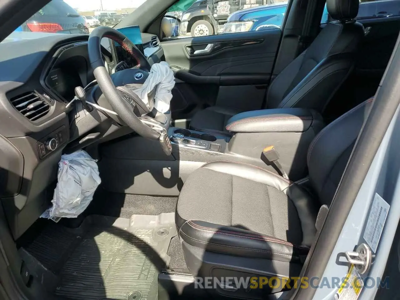 7 fotografías del automóvil dañado 1FMCU9PZ9RUA17584 FORD ESCAPE ST 2024