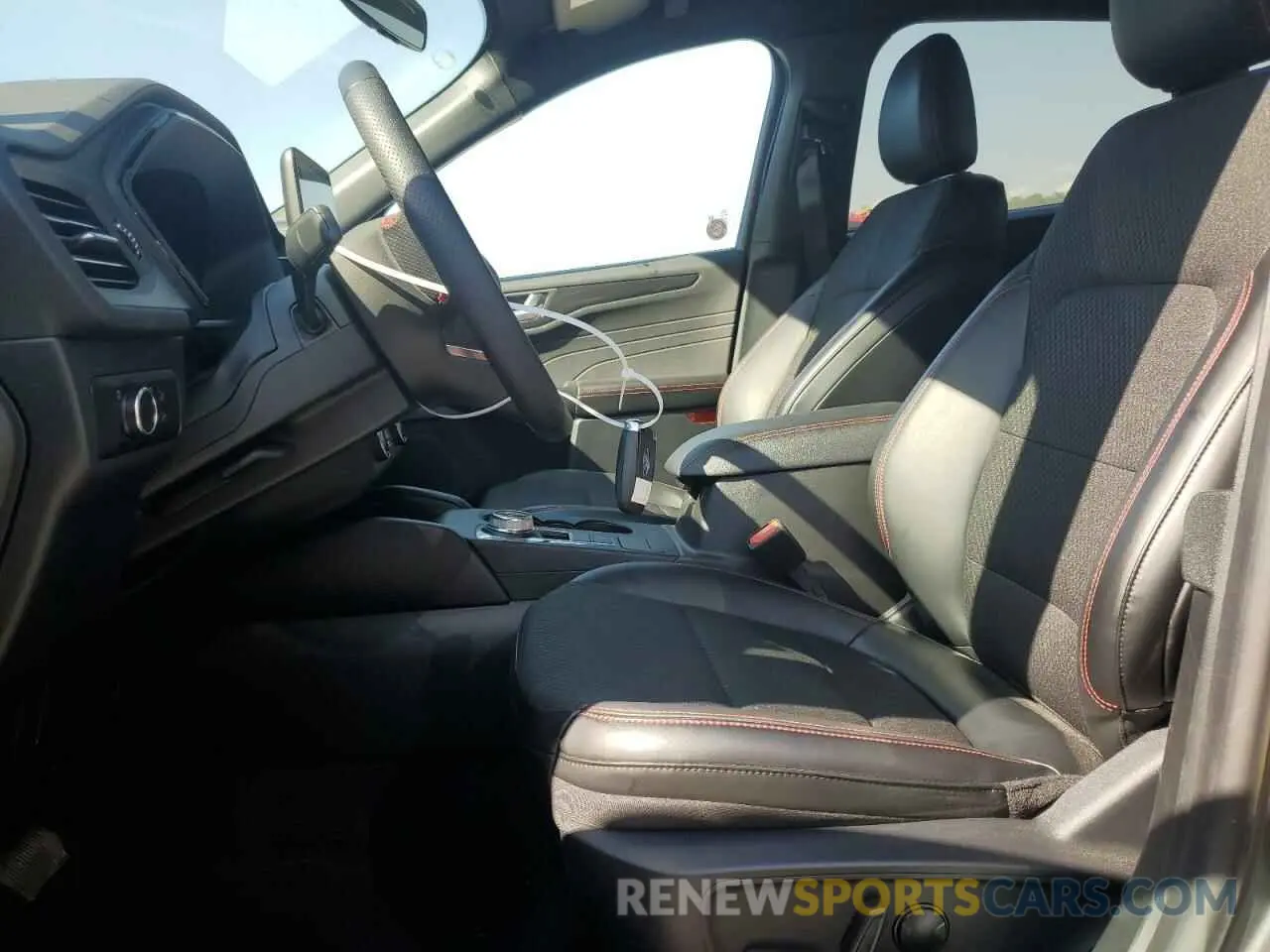 7 fotografías del automóvil dañado 1FMCU0MN5SUA63805 FORD ESCAPE ST 2025