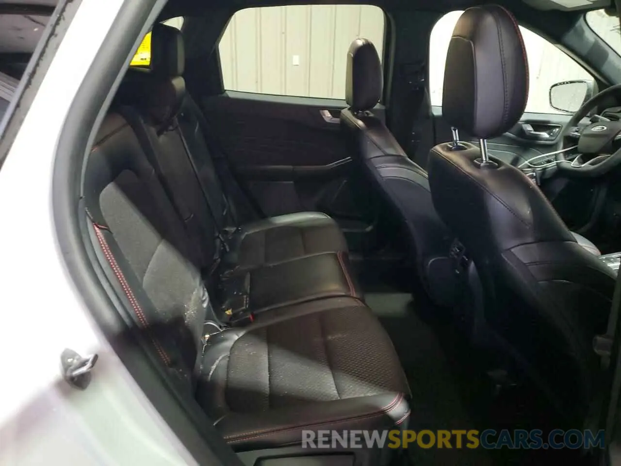 11 fotografías del automóvil dañado 1FMCU9MN0SUA10949 FORD ESCAPE ST 2025