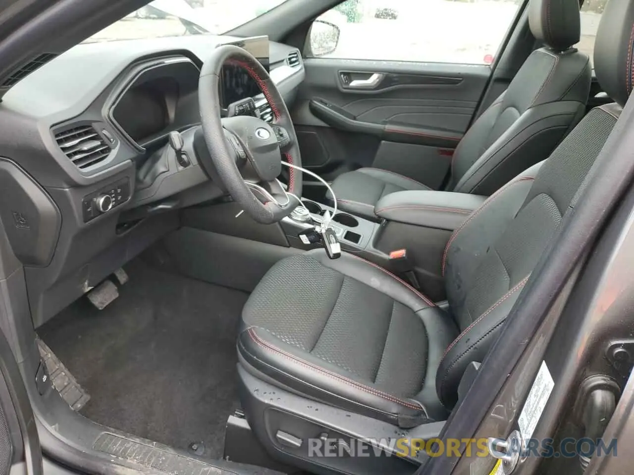 7 fotografías del automóvil dañado 1FMCU9MN7SUA66659 FORD ESCAPE ST 2025