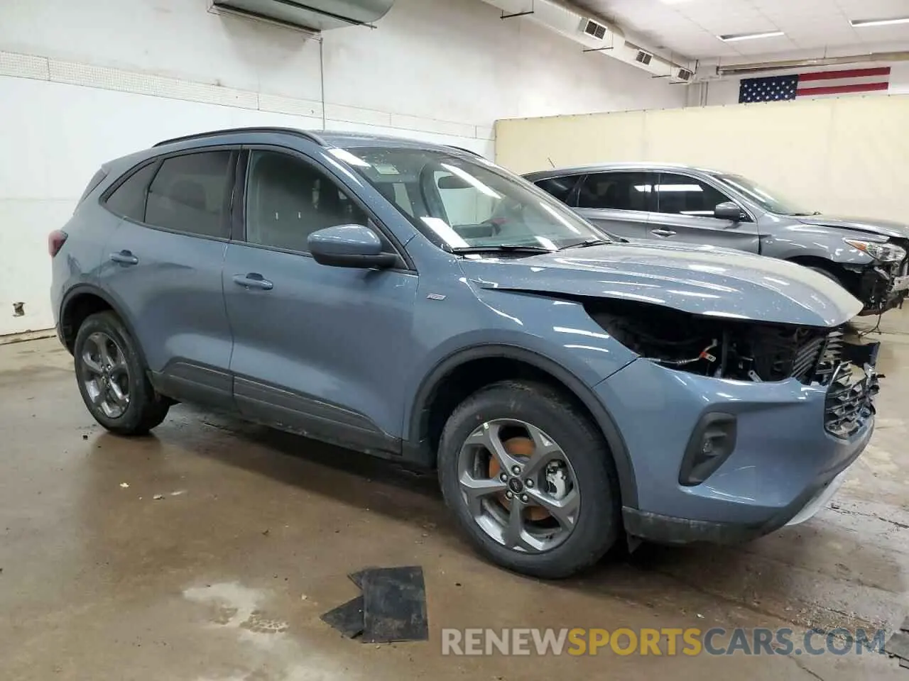 4 fotografías del automóvil dañado 1FMCU9NA7SUA33091 FORD ESCAPE ST 2025