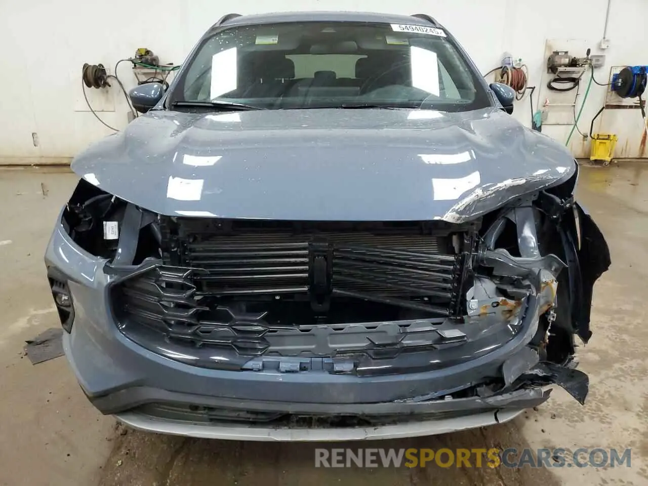 5 fotografías del automóvil dañado 1FMCU9NA7SUA33091 FORD ESCAPE ST 2025