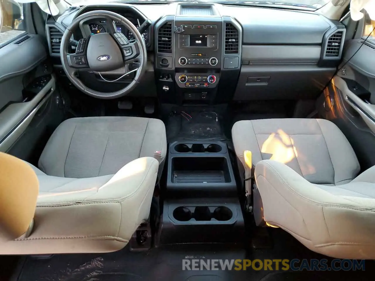 8 fotografías del automóvil dañado 1FMJK1FT0KEA14469 FORD EXPEDITION 2019