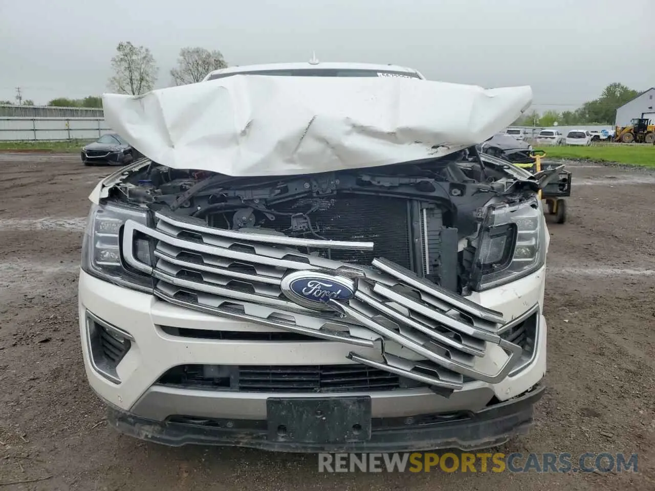 5 fotografías del automóvil dañado 1FMJK2AT4KEA03732 FORD EXPEDITION 2019