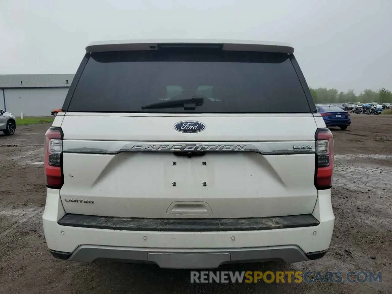 6 fotografías del automóvil dañado 1FMJK2AT4KEA03732 FORD EXPEDITION 2019