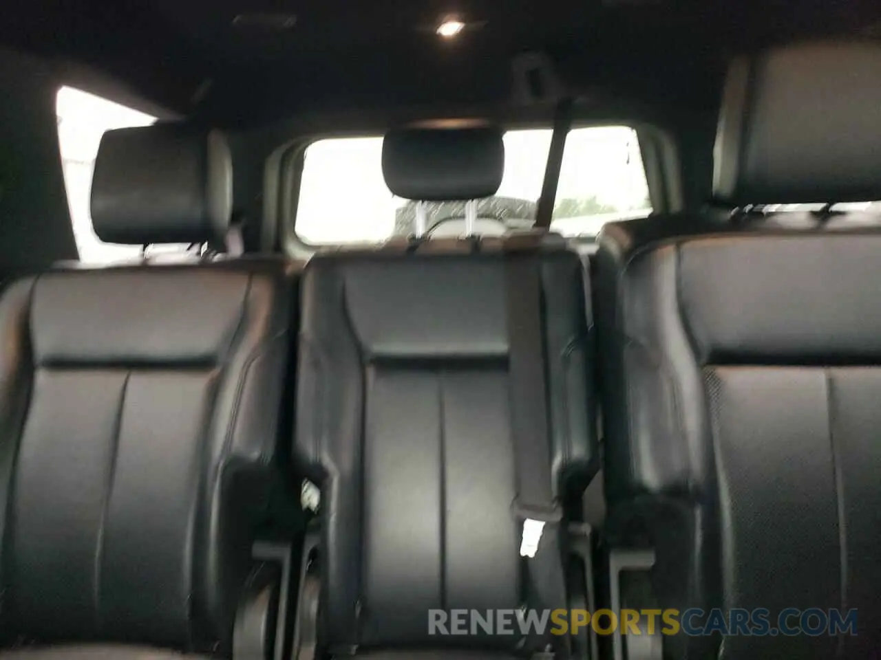 10 fotografías del automóvil dañado 1FMJU1HT0KEA47639 FORD EXPEDITION 2019