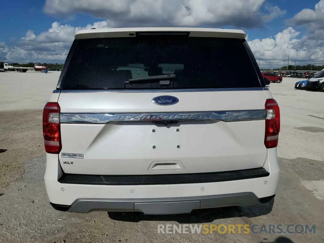 6 fotografías del automóvil dañado 1FMJU1HT2KEA45763 FORD EXPEDITION 2019
