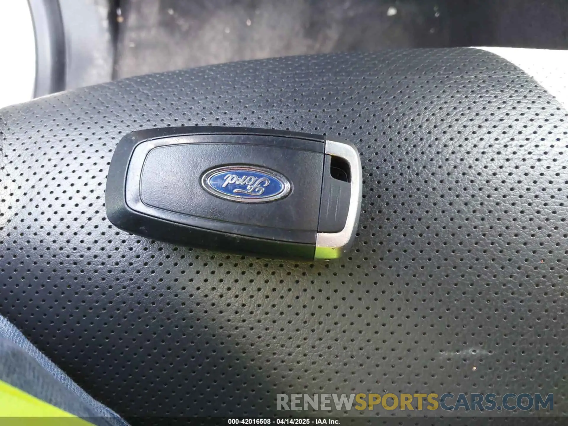 11 fotografías del automóvil dañado 1FMJU1HT3KEA10827 FORD EXPEDITION 2019