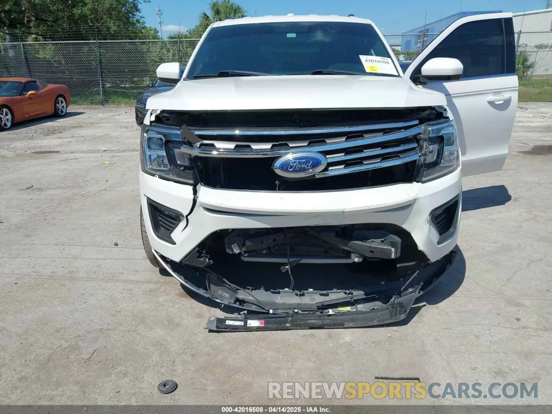 6 fotografías del automóvil dañado 1FMJU1HT3KEA10827 FORD EXPEDITION 2019