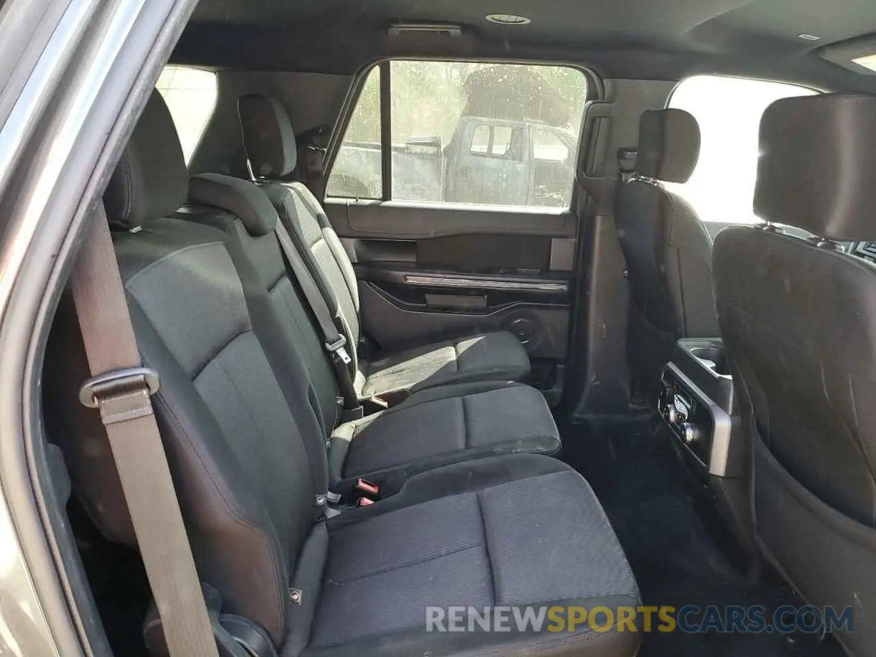 11 fotografías del automóvil dañado 1FMJU1HT3KEA75175 FORD EXPEDITION 2019