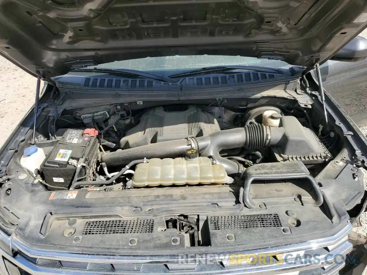 12 fotografías del automóvil dañado 1FMJU1HT3KEA75175 FORD EXPEDITION 2019