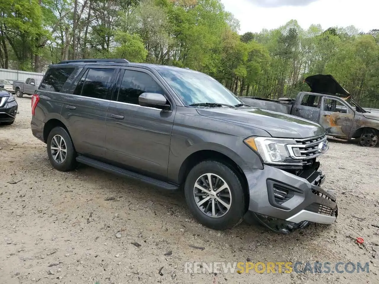 4 fotografías del automóvil dañado 1FMJU1HT3KEA75175 FORD EXPEDITION 2019
