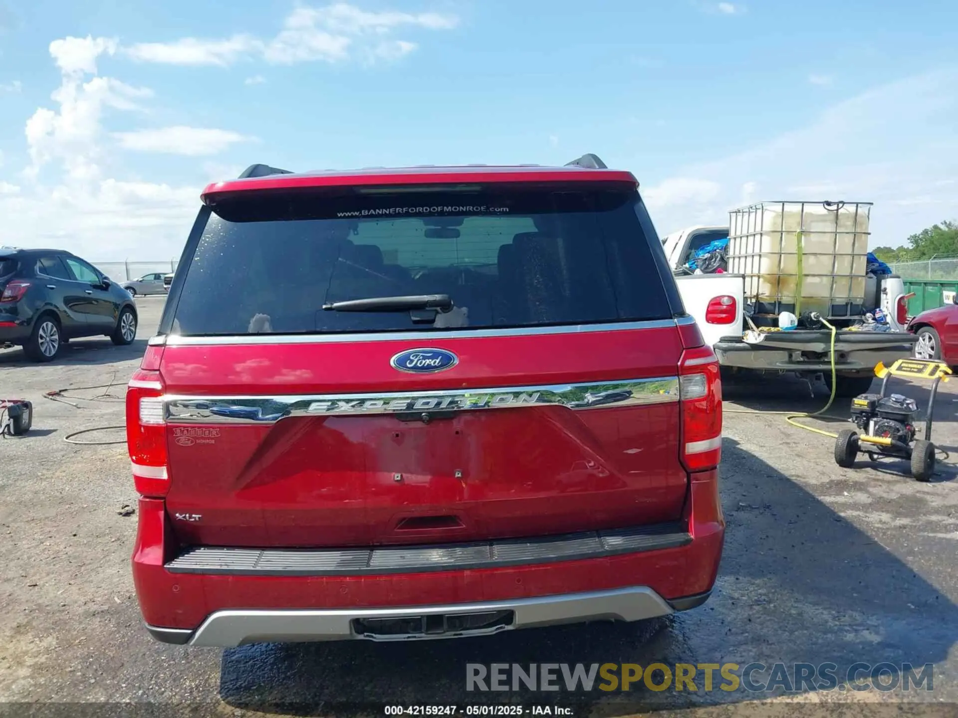 16 fotografías del automóvil dañado 1FMJU1HT5KEA71256 FORD EXPEDITION 2019