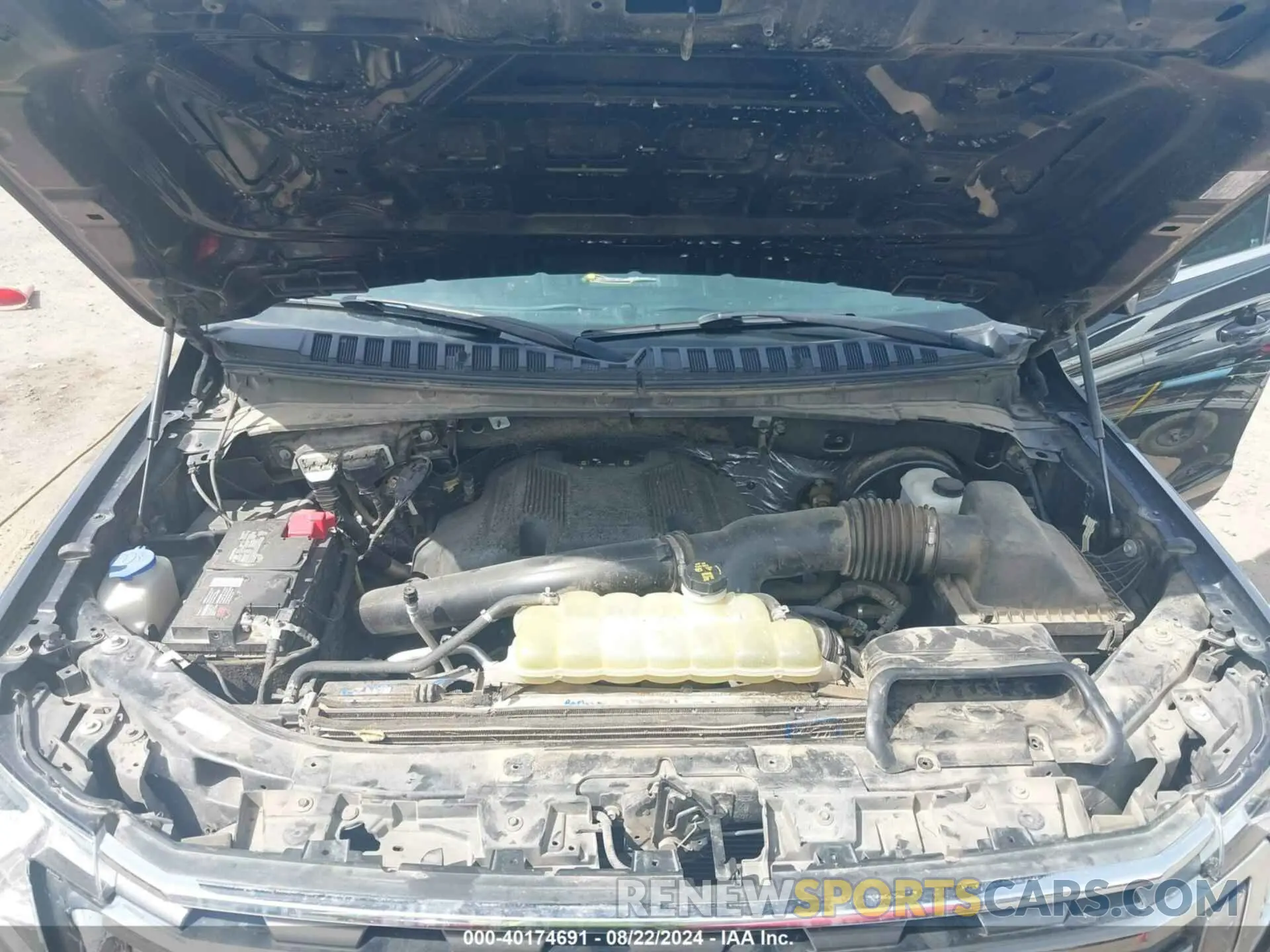 10 fotografías del automóvil dañado 1FMJU1HT5KEA84864 FORD EXPEDITION 2019