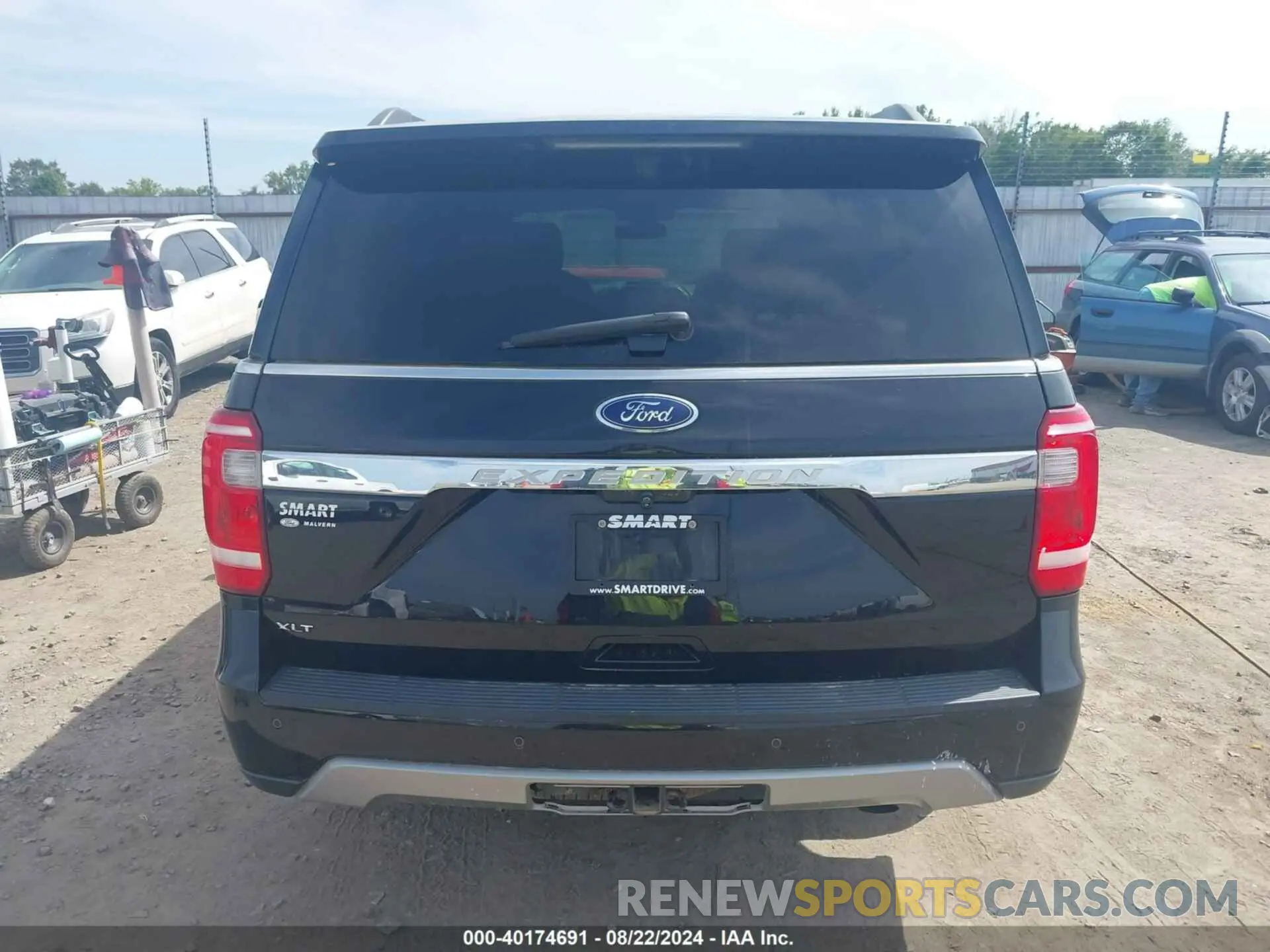 16 fotografías del automóvil dañado 1FMJU1HT5KEA84864 FORD EXPEDITION 2019