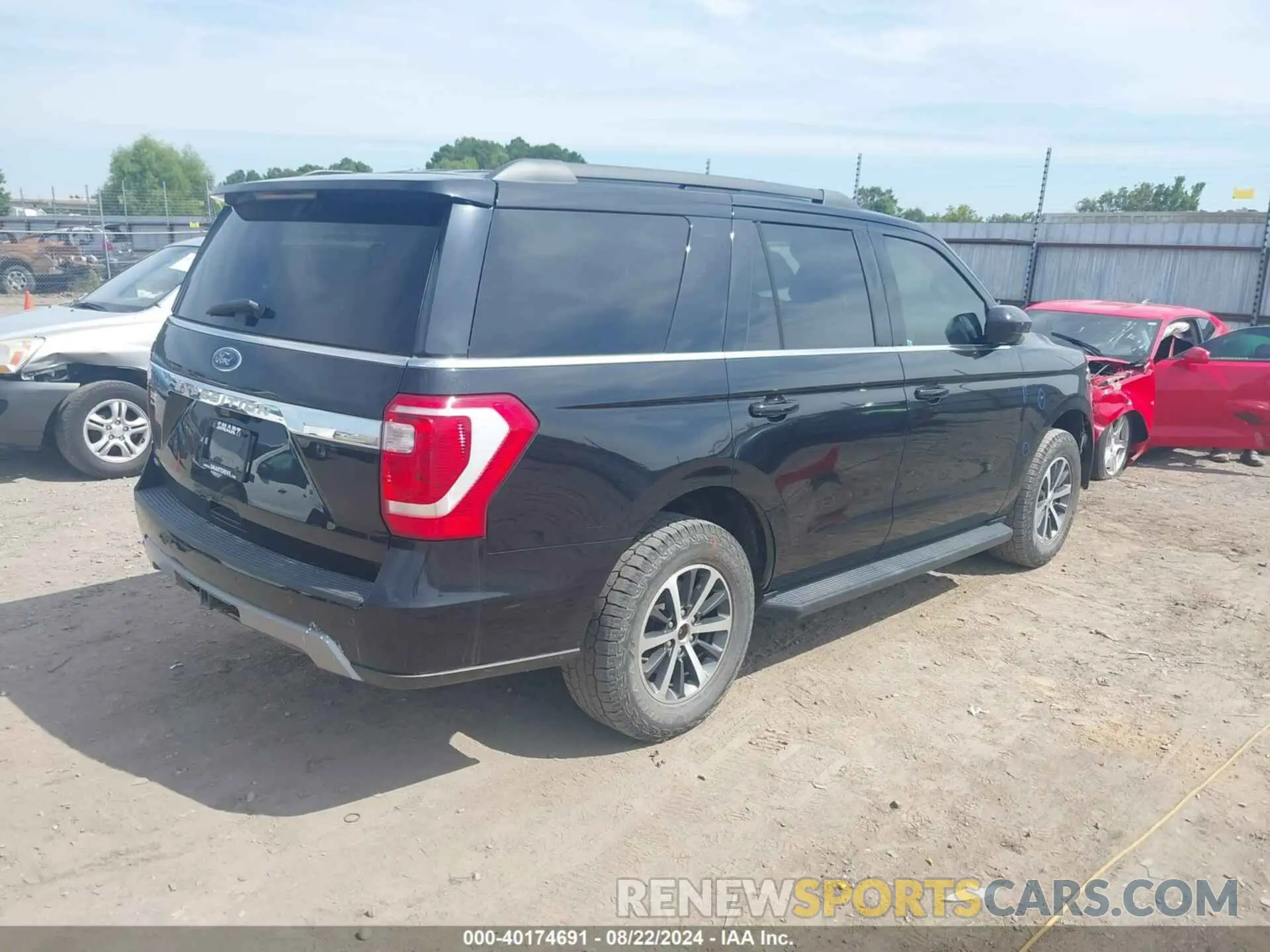 4 fotografías del automóvil dañado 1FMJU1HT5KEA84864 FORD EXPEDITION 2019