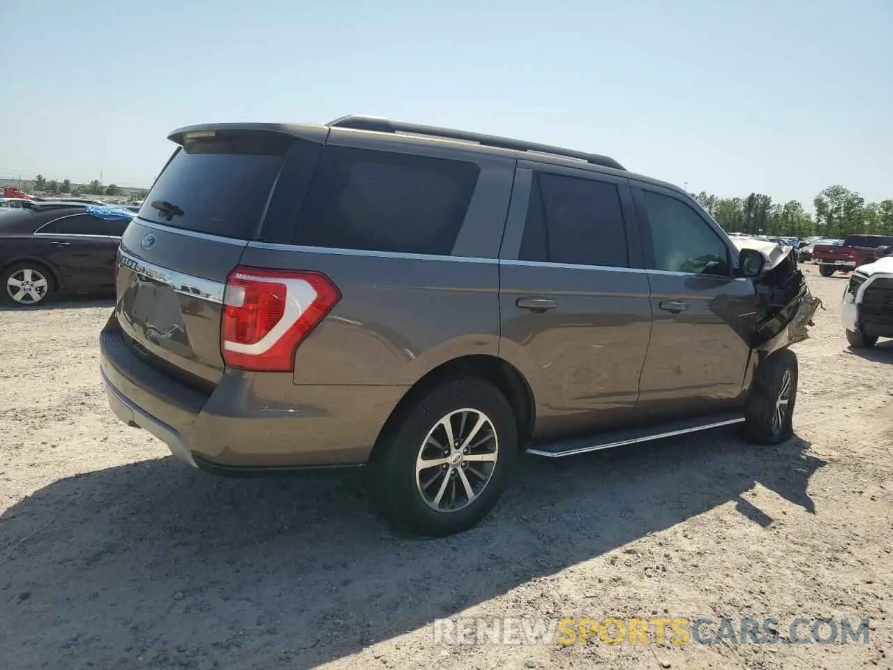 3 fotografías del automóvil dañado 1FMJU1HT7KEA03878 FORD EXPEDITION 2019