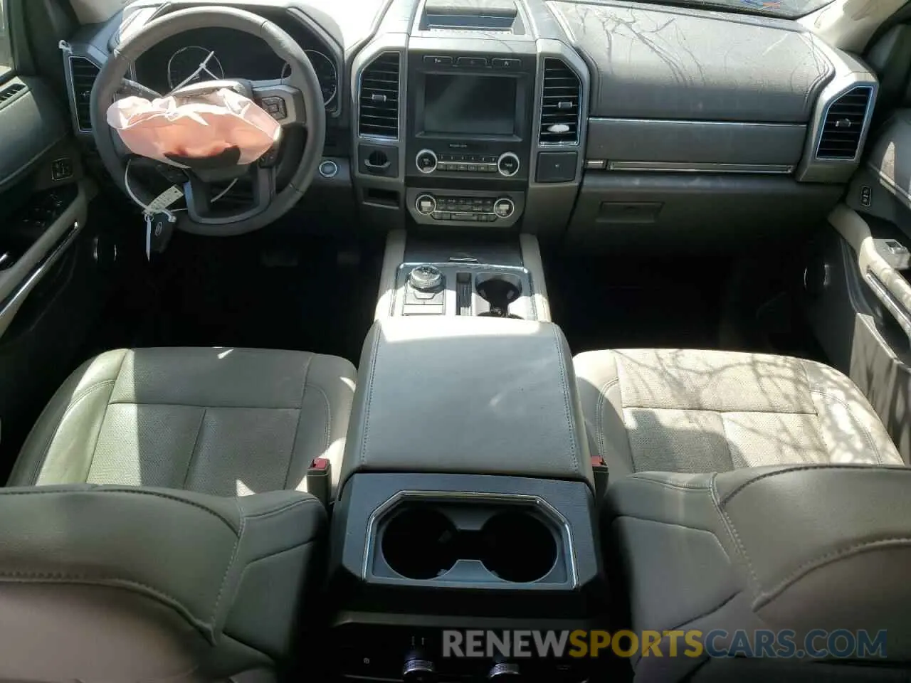 8 fotografías del automóvil dañado 1FMJU1HT7KEA03878 FORD EXPEDITION 2019