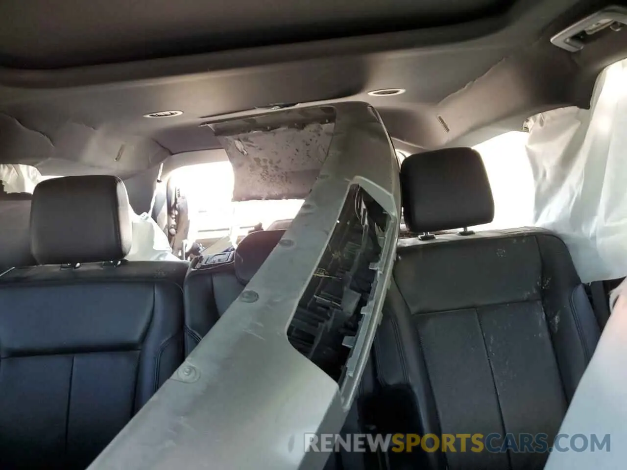 10 fotografías del automóvil dañado 1FMJU1HT9KEA69428 FORD EXPEDITION 2019