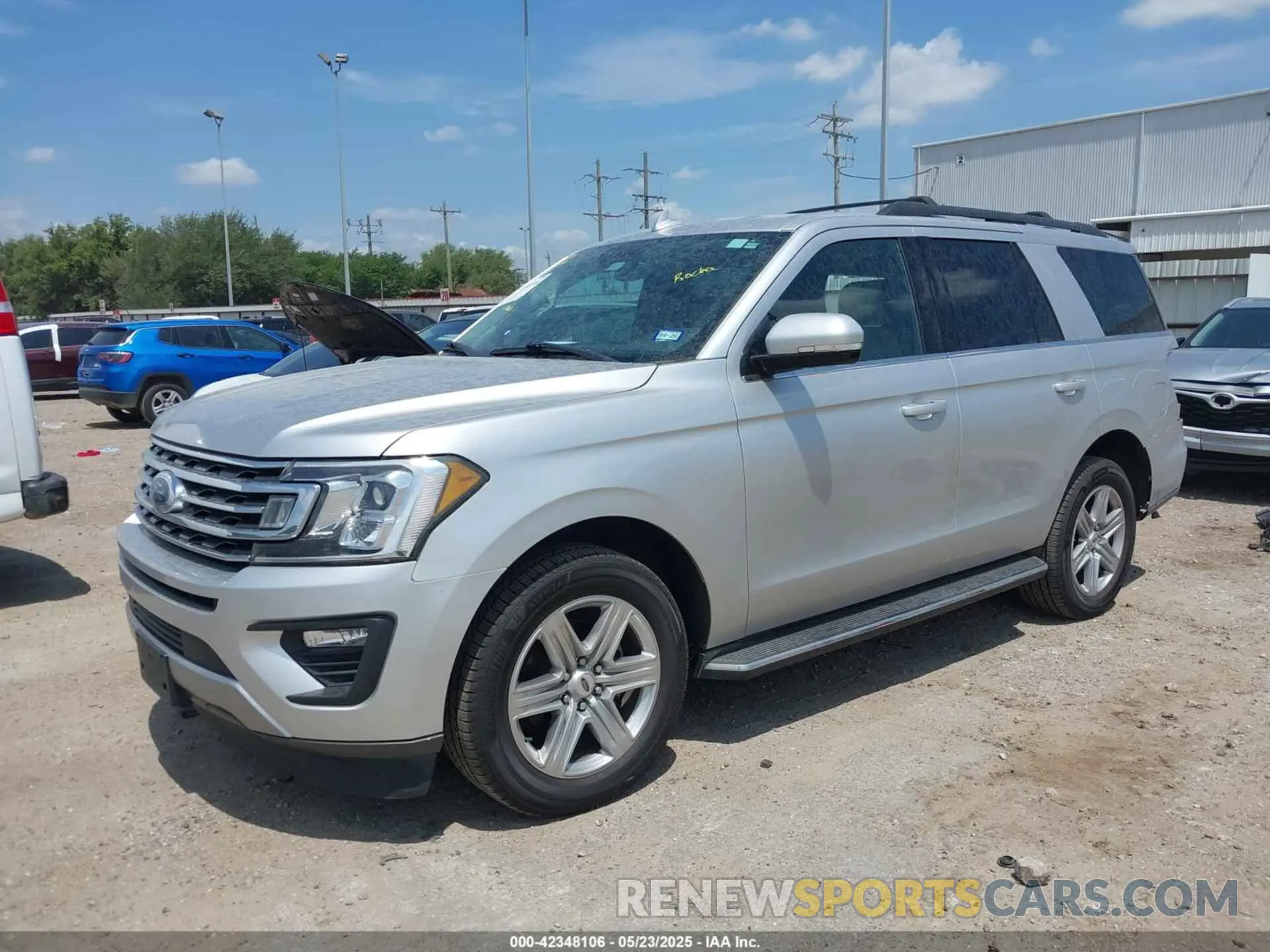 2 fotografías del automóvil dañado 1FMJU1HTXKEA16110 FORD EXPEDITION 2019