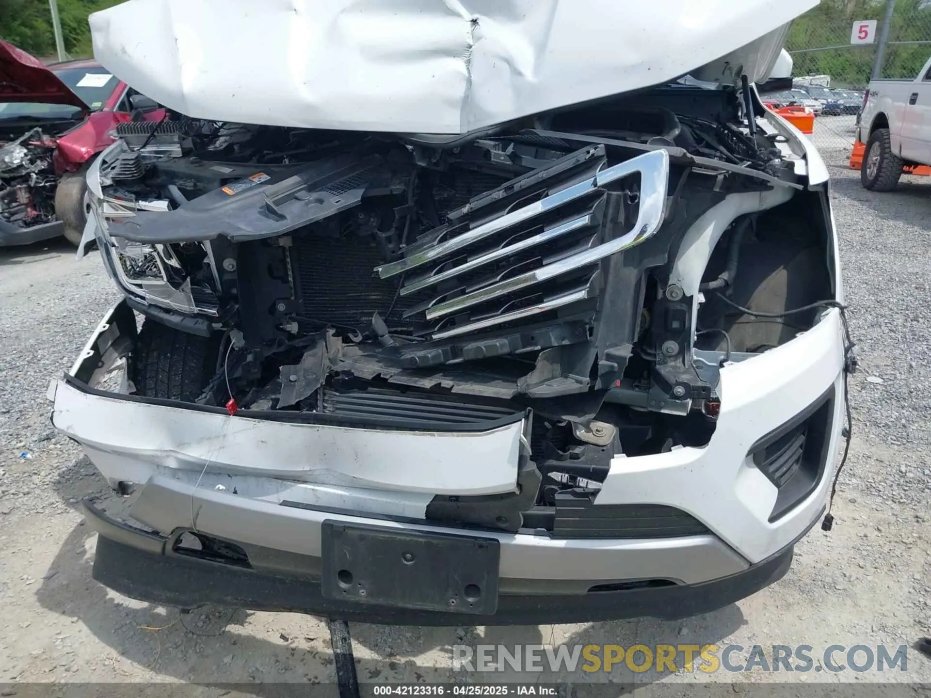 6 fotografías del automóvil dañado 1FMJU1JT0KEA72504 FORD EXPEDITION 2019