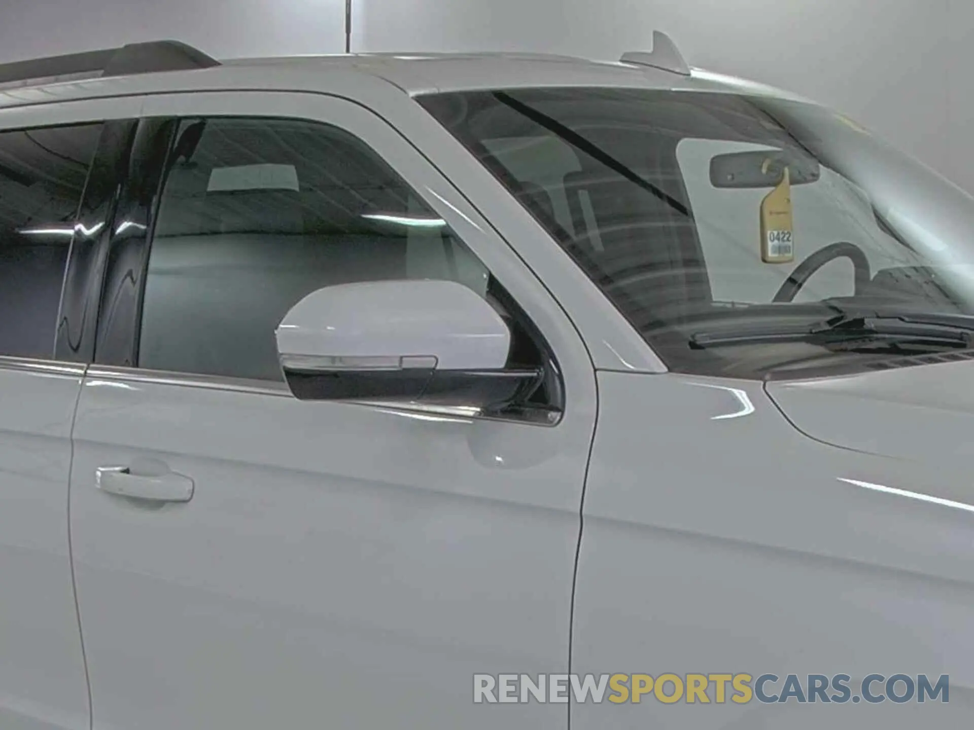 2 fotografías del automóvil dañado 1FMJU1JT0KEA88556 FORD EXPEDITION 2019