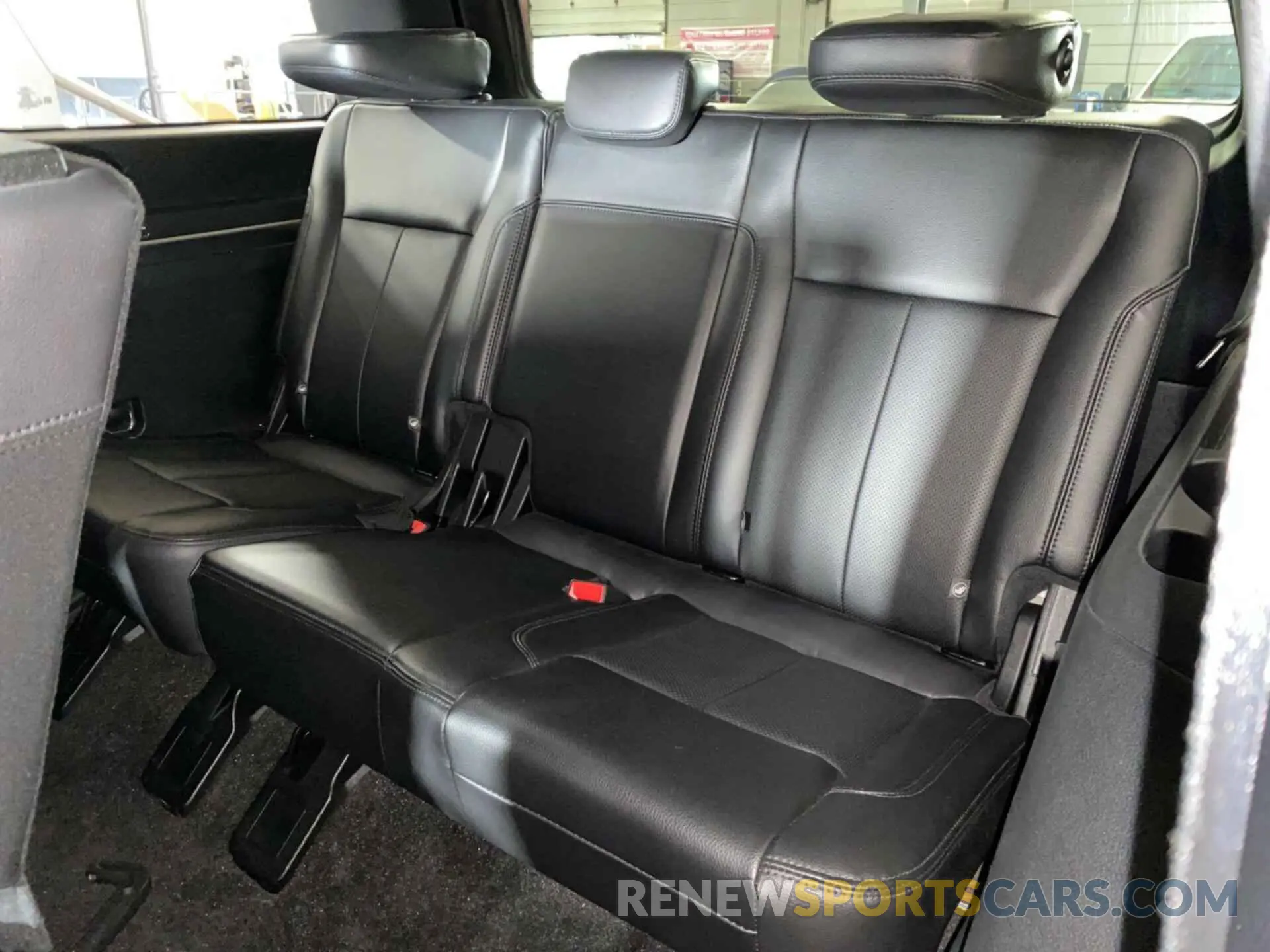 8 fotografías del automóvil dañado 1FMJU1JT0KEA88556 FORD EXPEDITION 2019