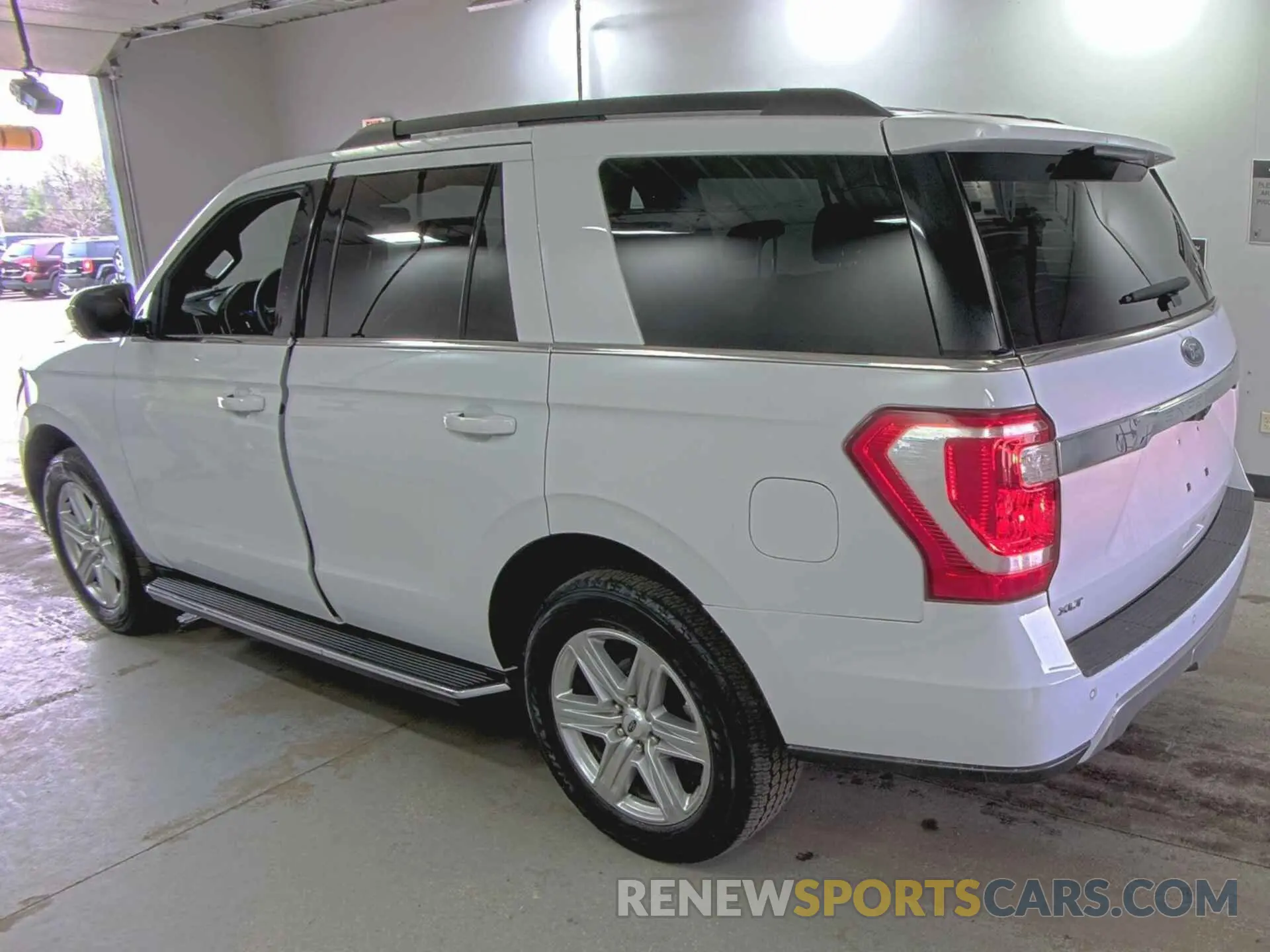 9 fotografías del automóvil dañado 1FMJU1JT0KEA88556 FORD EXPEDITION 2019