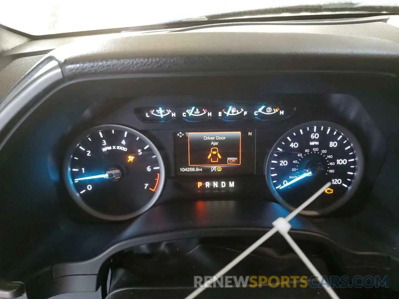 9 fotografías del automóvil dañado 1FMJU1JT3KEA30943 FORD EXPEDITION 2019
