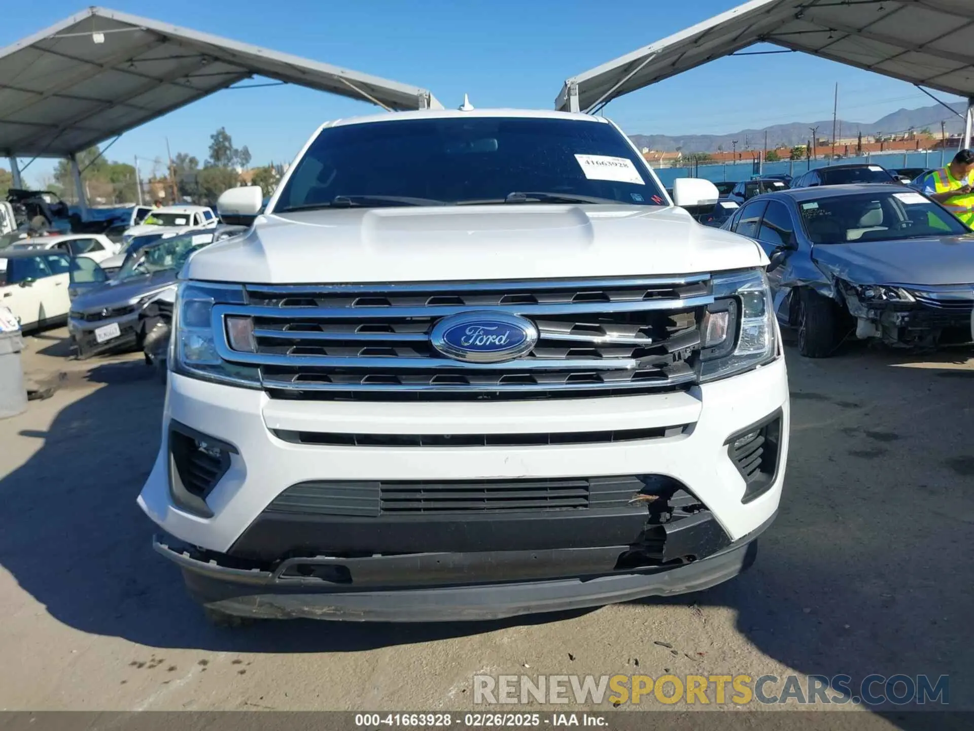 12 fotografías del automóvil dañado 1FMJU1JT4KEA31874 FORD EXPEDITION 2019