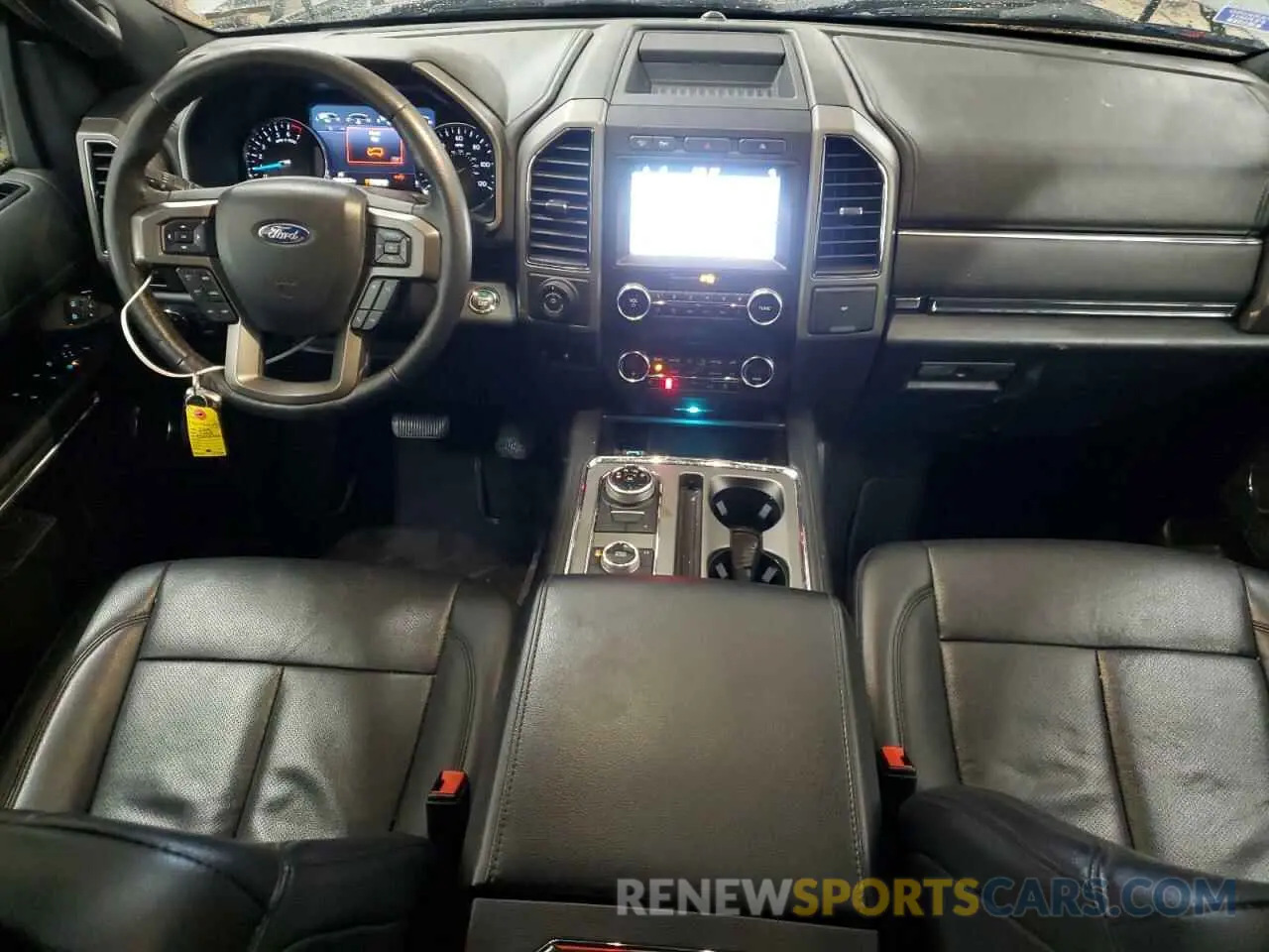8 fotografías del automóvil dañado 1FMJU1JT8KEA74193 FORD EXPEDITION 2019