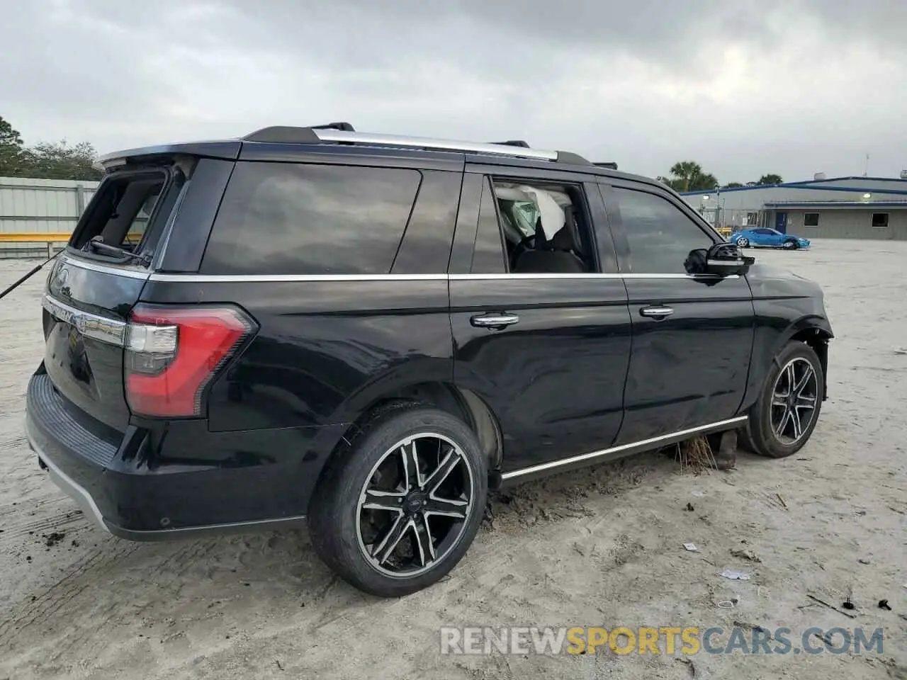 3 fotografías del automóvil dañado 1FMJU1KT2KEA87746 FORD EXPEDITION 2019
