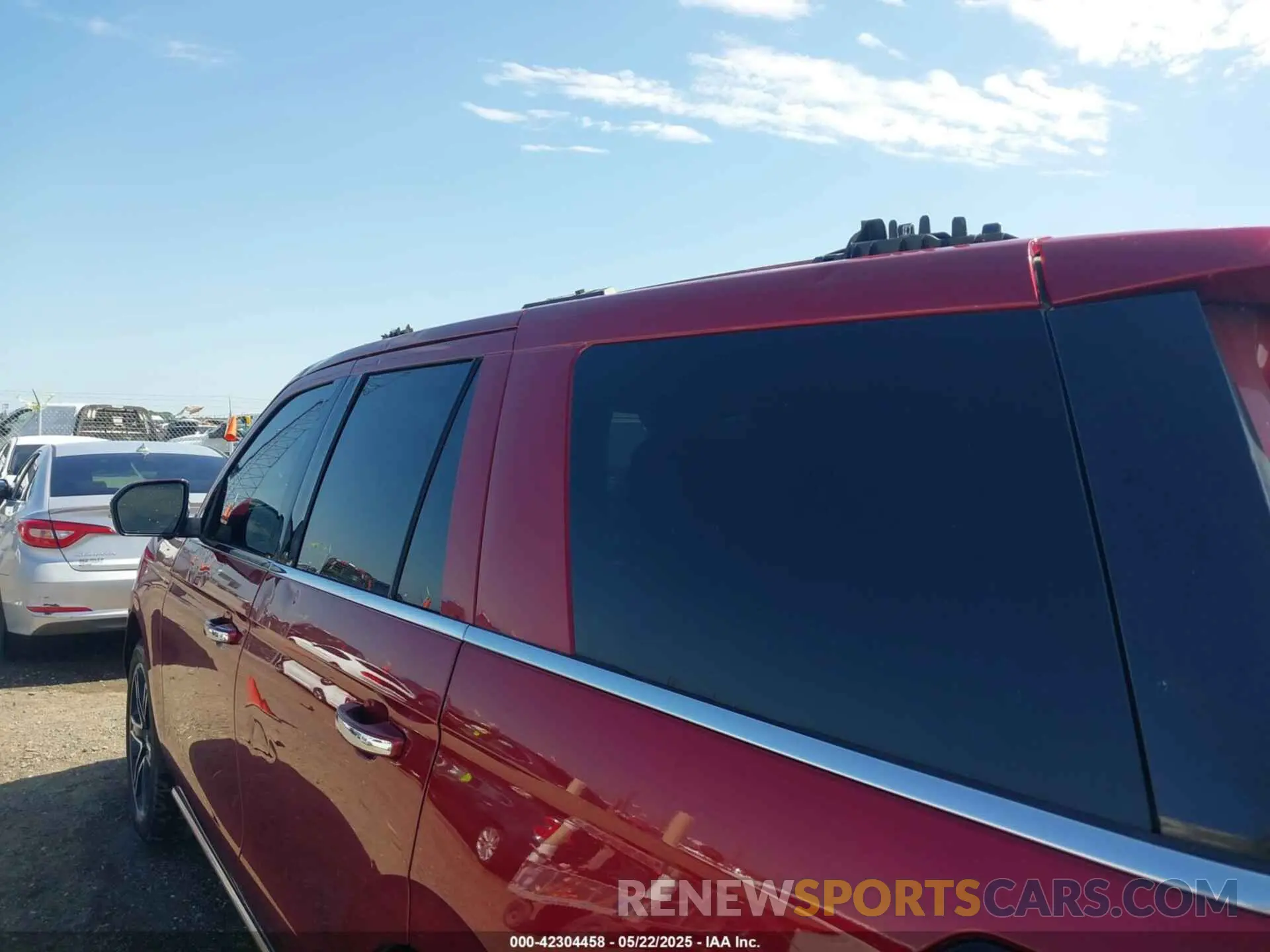 18 fotografías del automóvil dañado 1FMJU1KT8KEA66240 FORD EXPEDITION 2019