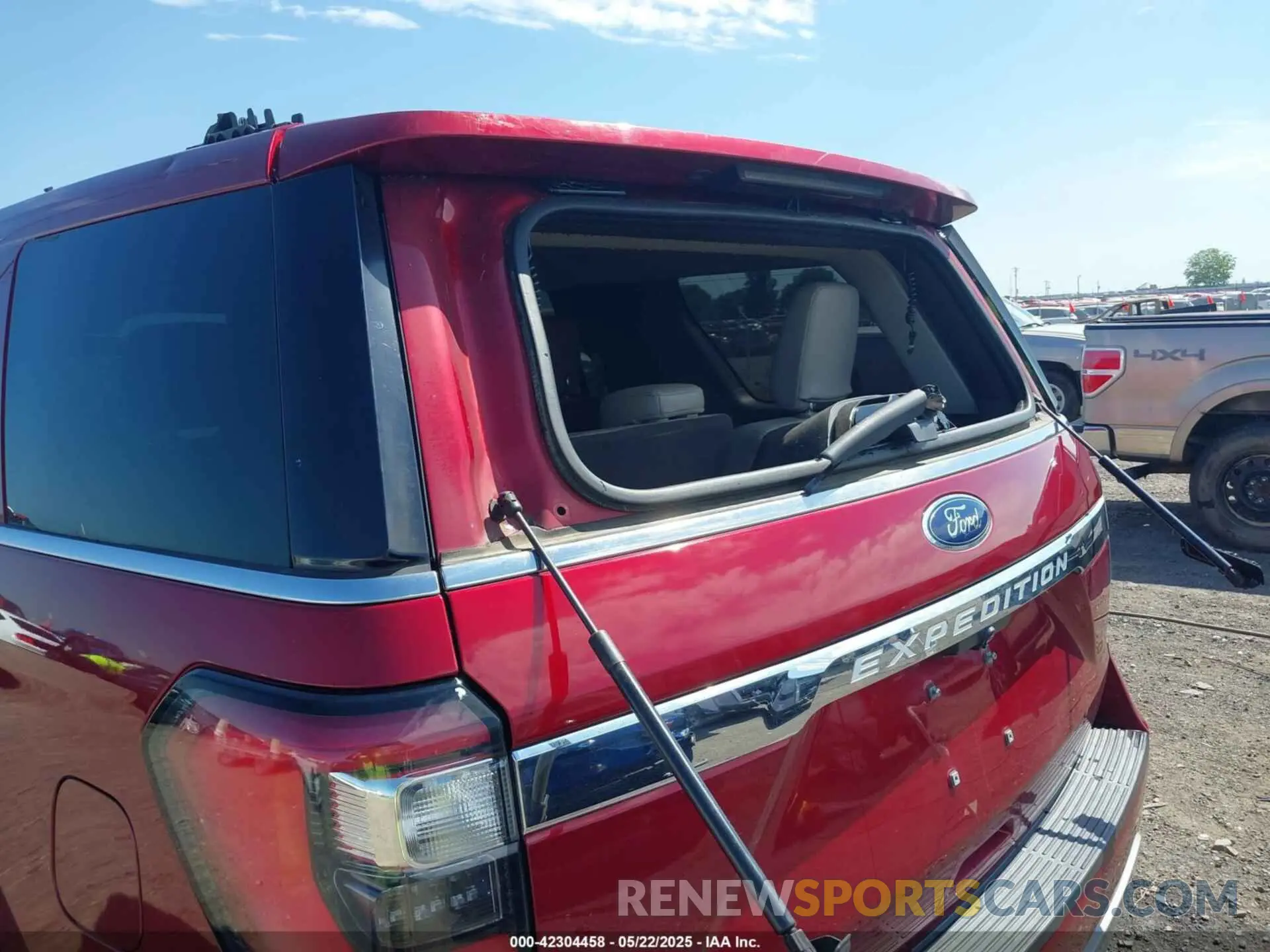 6 fotografías del automóvil dañado 1FMJU1KT8KEA66240 FORD EXPEDITION 2019