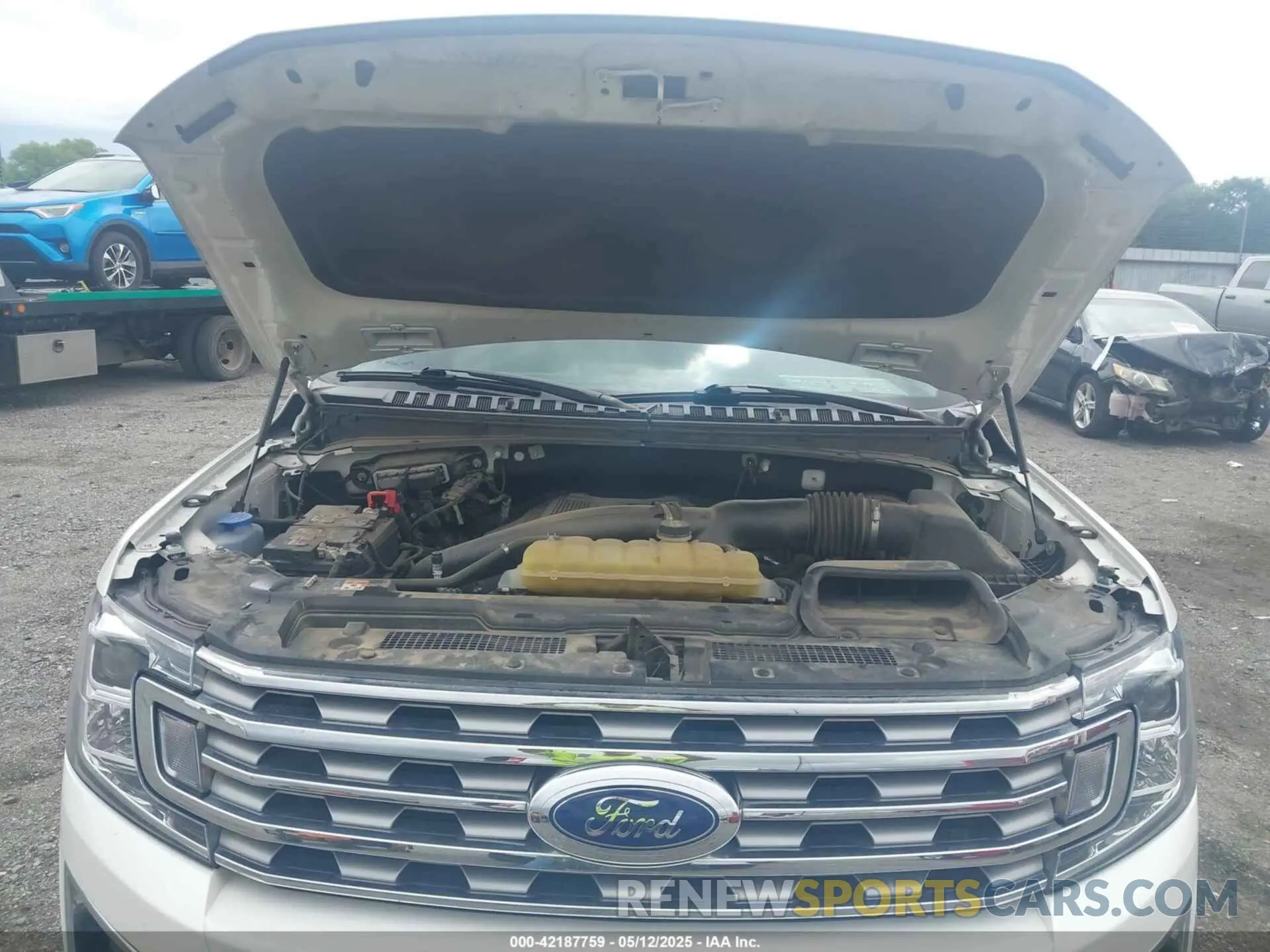 10 fotografías del automóvil dañado 1FMJU1KT8KEA84883 FORD EXPEDITION 2019