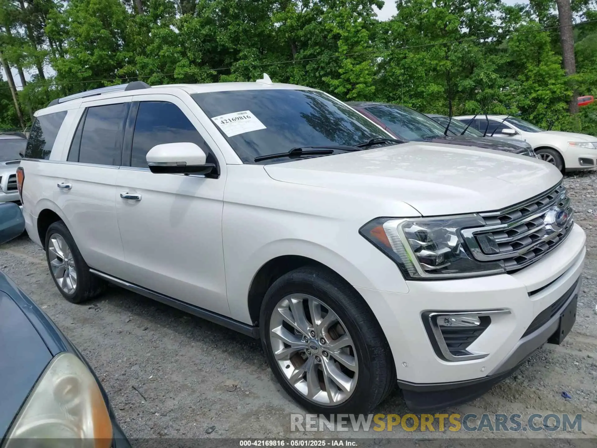 12 fotografías del automóvil dañado 1FMJU1KTXKEA86988 FORD EXPEDITION 2019