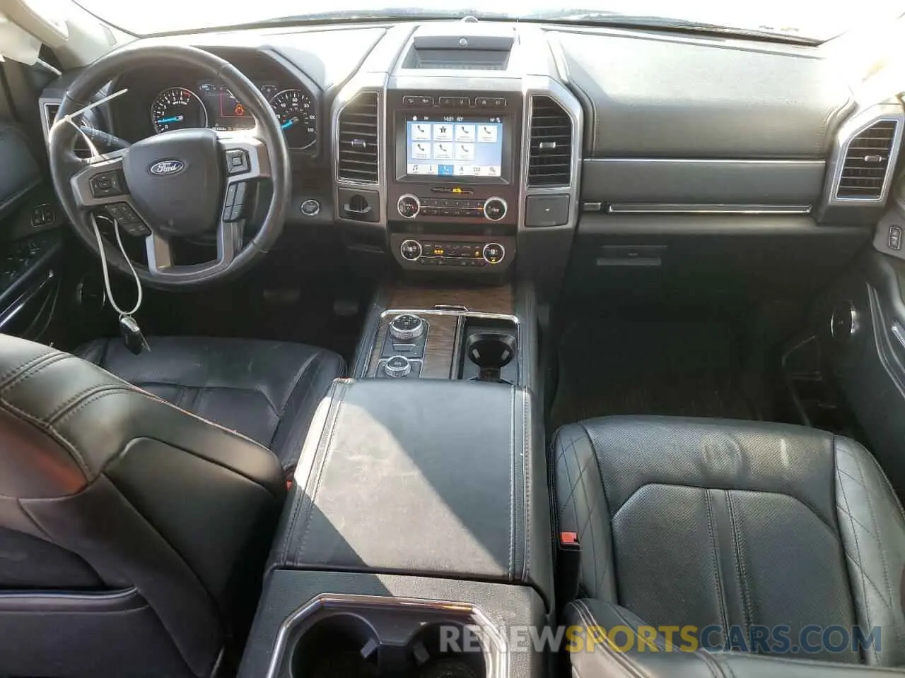 8 fotografías del automóvil dañado 1FMJU1MT4KEA62215 FORD EXPEDITION 2019