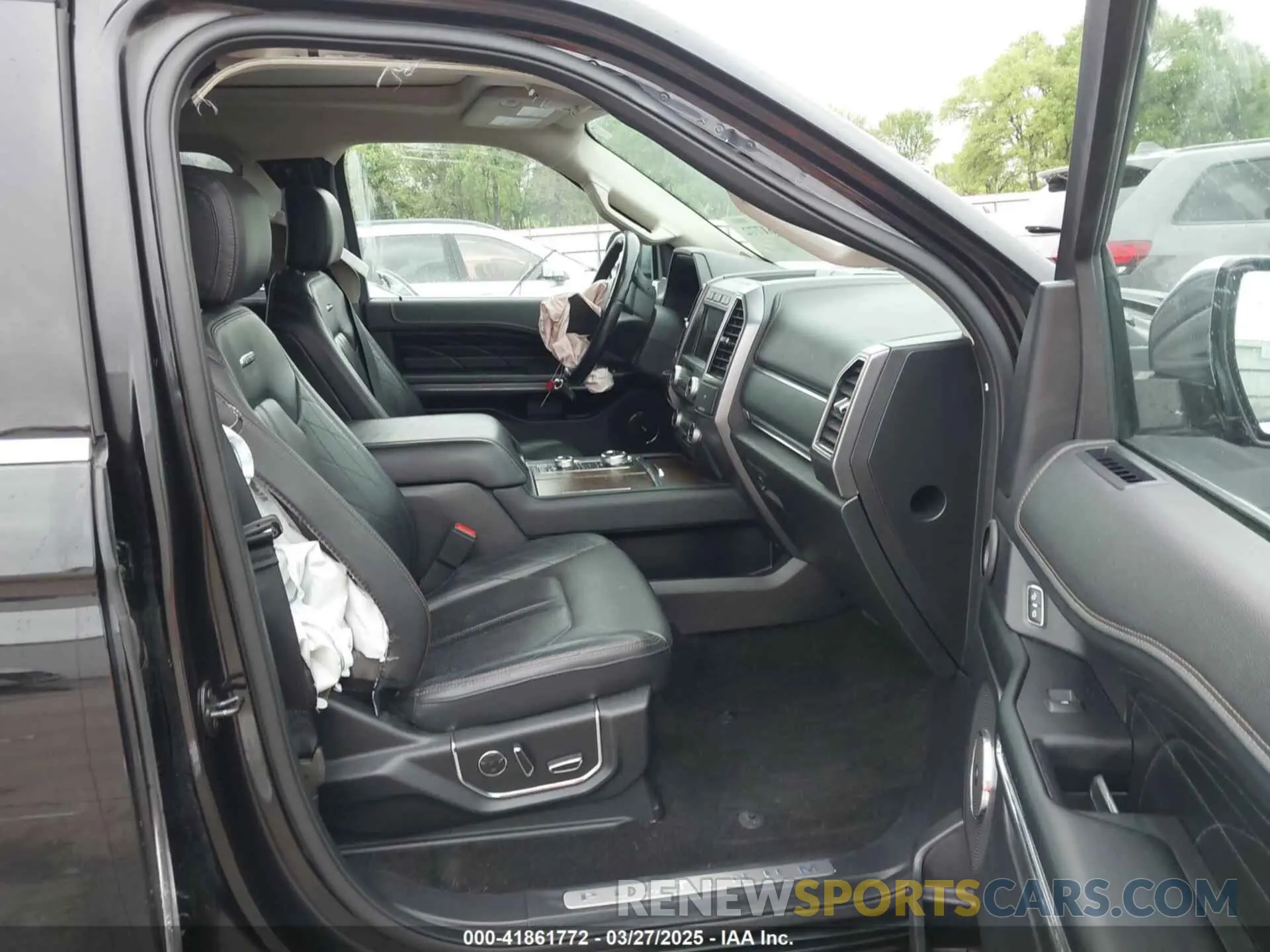 5 fotografías del automóvil dañado 1FMJU1MT8KEA02325 FORD EXPEDITION 2019