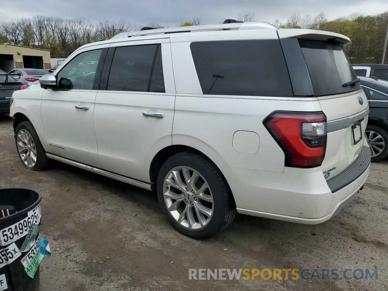 2 fotografías del automóvil dañado 1FMJU1MTXKEA03220 FORD EXPEDITION 2019