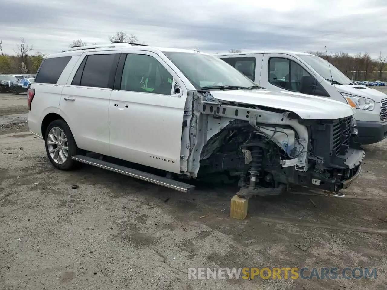 4 fotografías del automóvil dañado 1FMJU1MTXKEA03220 FORD EXPEDITION 2019