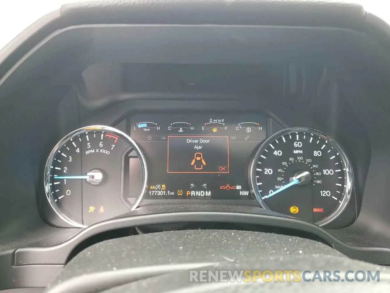 9 fotografías del automóvil dañado 1FMJU1MTXKEA03220 FORD EXPEDITION 2019