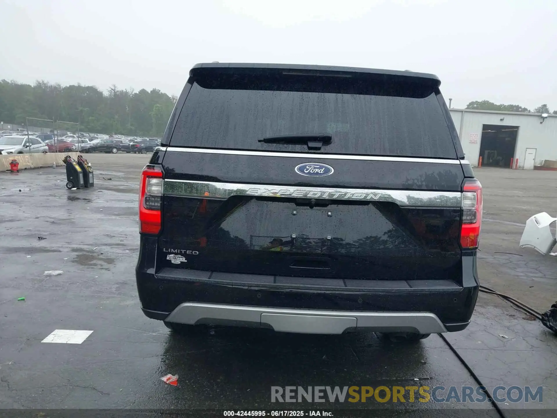 17 fotografías del automóvil dañado 1FMJU2AT8KEA53088 FORD EXPEDITION 2019